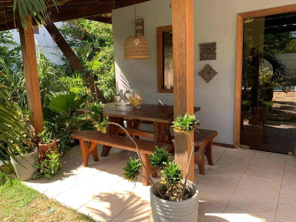 Casa De Temporada 4 Quartos Sendo 2 Suites Em Vilas Do Atlantico - 200 M Da Praia E 6 Km Da Capital Лауру-ди-Фрейтас Экстерьер фото