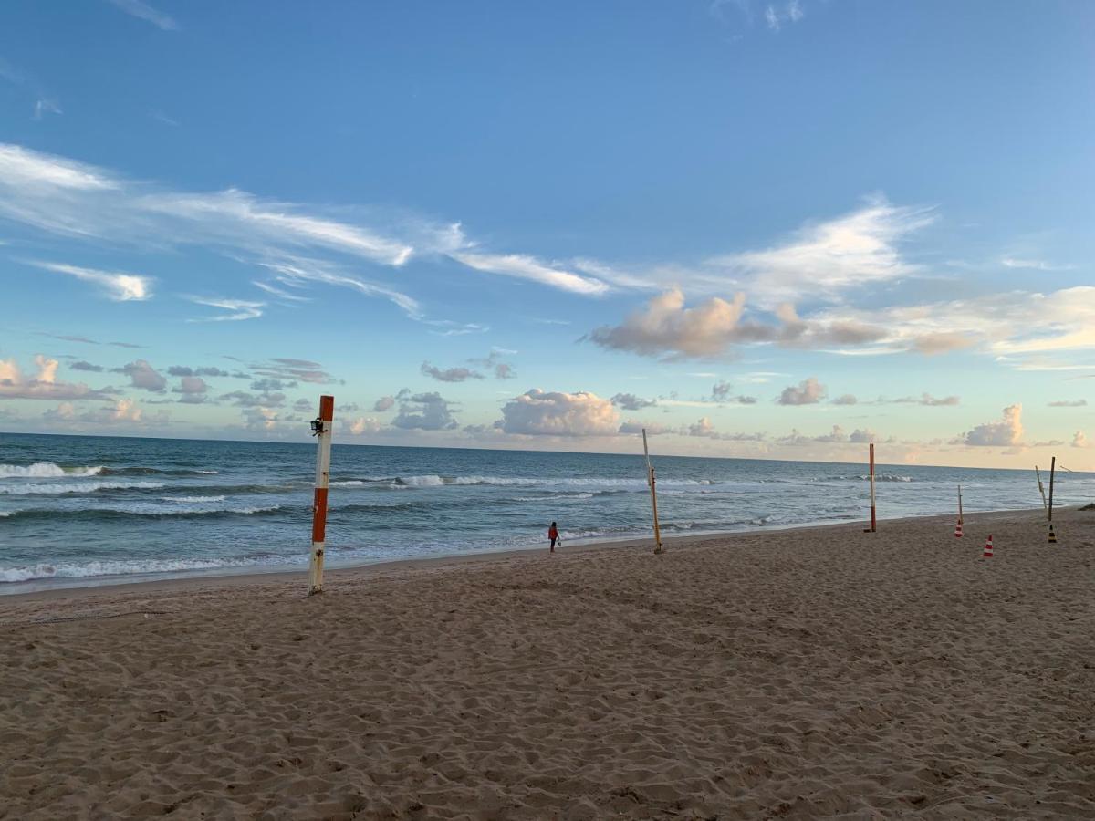 Casa De Temporada 4 Quartos Sendo 2 Suites Em Vilas Do Atlantico - 200 M Da Praia E 6 Km Da Capital Лауру-ди-Фрейтас Экстерьер фото