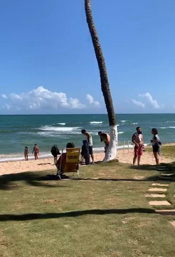 Casa De Temporada 4 Quartos Sendo 2 Suites Em Vilas Do Atlantico - 200 M Da Praia E 6 Km Da Capital Лауру-ди-Фрейтас Экстерьер фото
