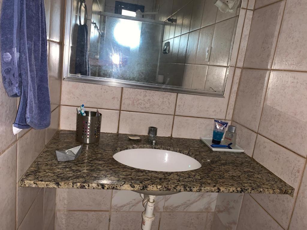 Casa De Temporada 4 Quartos Sendo 2 Suites Em Vilas Do Atlantico - 200 M Da Praia E 6 Km Da Capital Лауру-ди-Фрейтас Экстерьер фото